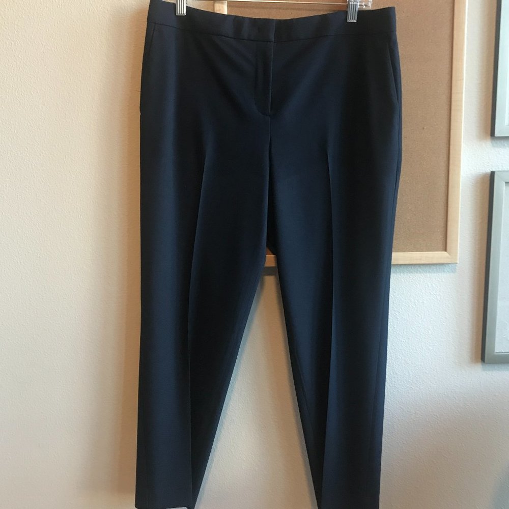 Petite Ankle Pant in Seasonless Stretch - Curvy